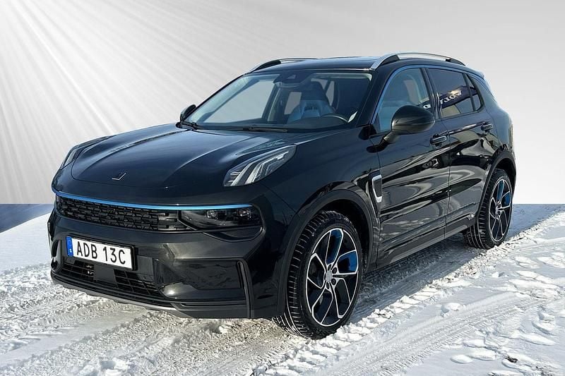 Begagnad Lynk & Co 01 264 HK (194 kW) 2021 Svart SUV