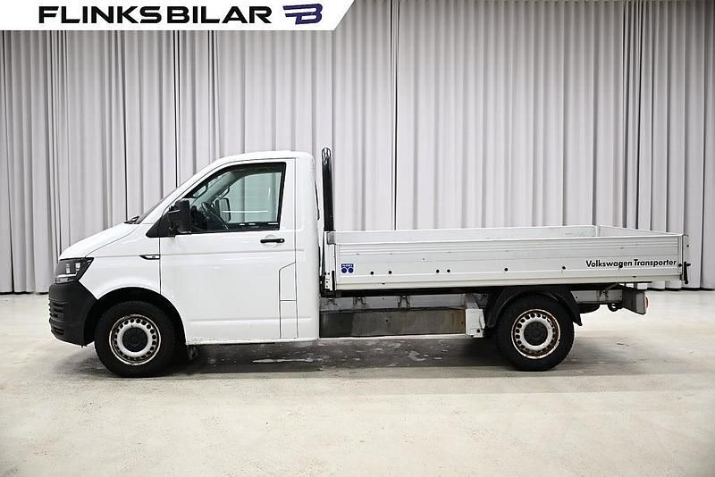 Vit Begagnad 2017 VW Transporter Van | 149 900 kr (Bra pris) - Bild 1/4