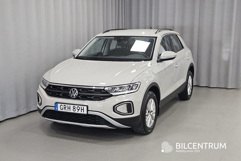 Grå Begagnad 2022 VW T-Roc SUV | 209 900 kr (Marknadspris) - Bild 1/4