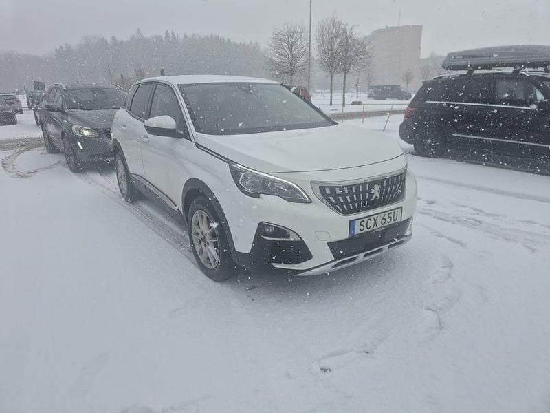 Begagnad Peugeot 3008 131 HK (96 kW) 2019 SUV