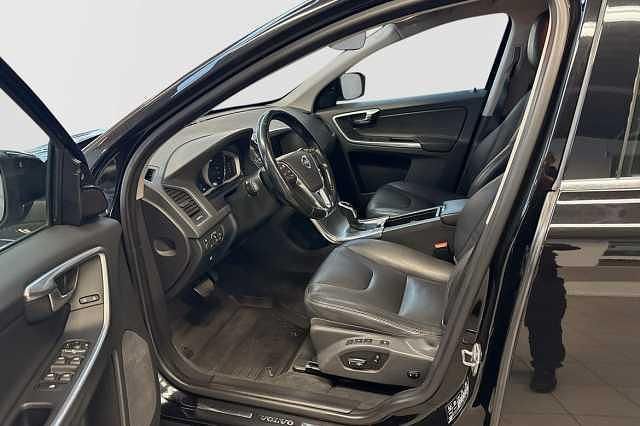 Begagnad Volvo XC60 190 HK (139 kW) 2017 Svart SUV