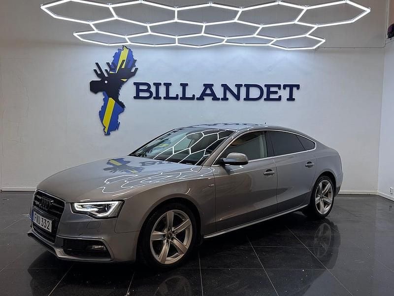 Grå Begagnad 2015 Audi A5 Sportback S-Line Halvkombi | 139 900 kr (Bra pris) - Bild 1/4