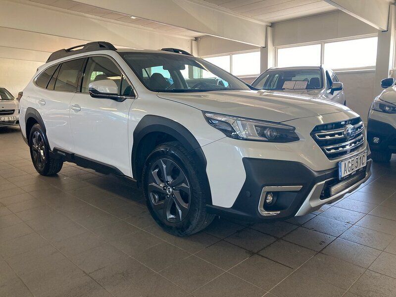 Vit Begagnad 2021 Subaru Outback SUV | 349 000 kr (Marknadspris) - Bild 1/4
