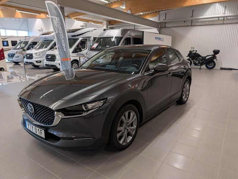 Grå Begagnad 2020 Mazda CX-30 SUV | 269 900 kr (Marknadspris) - Bild 1/4