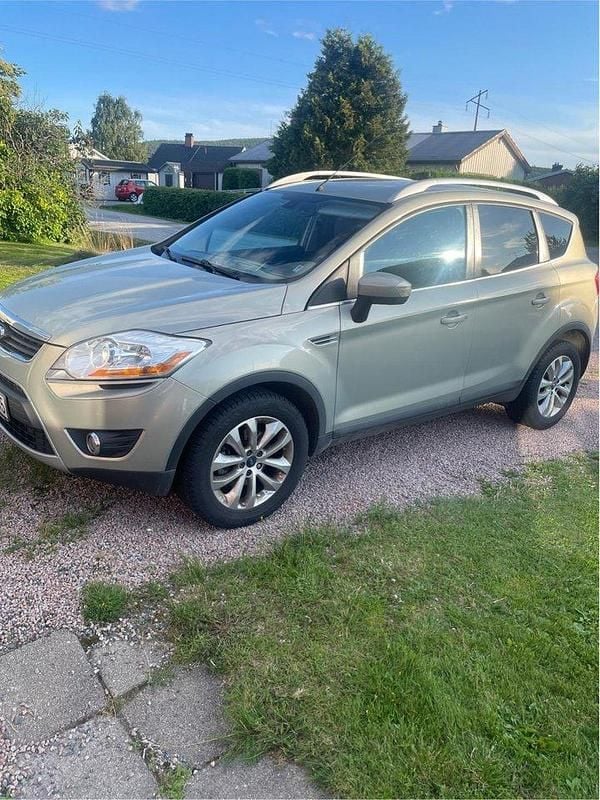 Grå Begagnad 2009 Ford Kuga SUV | 61 000 kr - Bild 1/1