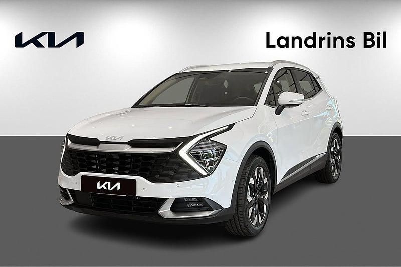 Vit Begagnad 2024 Kia Sportage Advance SUV | 407 250 kr (Marknadspris) - Bild 1/4