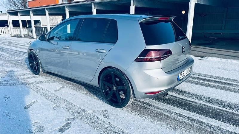 Begagnad VW Golf VII 140 HK (102 kW) 2013