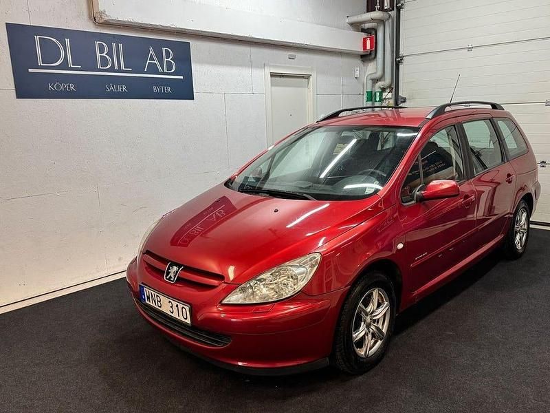 Röd Begagnad 2005 Peugeot 307 Kombi | 17 900 kr (Marknadspris) - Bild 1/4