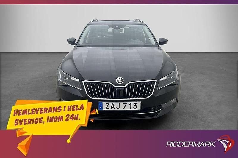 Svart Begagnad 2018 Skoda Superb Kombi | 219 800 kr (Marknadspris) - Bild 1/3