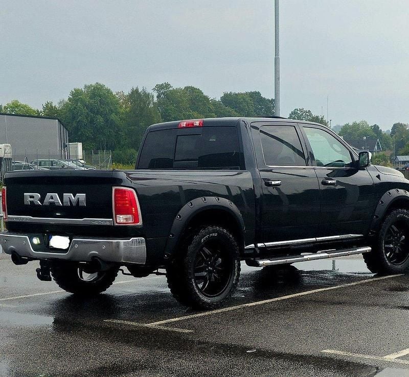 Begagnad 2016 Dodge Ram Limited Pickup | 295 000 kr - Bild 1/4