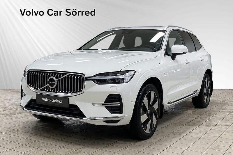 Vit Begagnad 2025 Volvo XC60 Ultra SUV | 609 900 kr (Lite dyr) - Bild 1/3