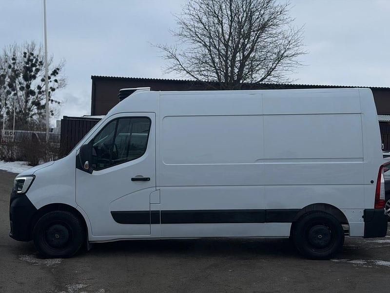 Begagnad Renault Master 150 HK (110 kW) 2020 Vit Minibuss