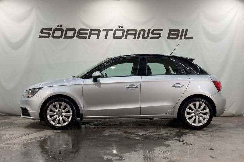 Begagnad Audi A1 Sportback 86 HK (63 kW) 2012 Silver Halvkombi