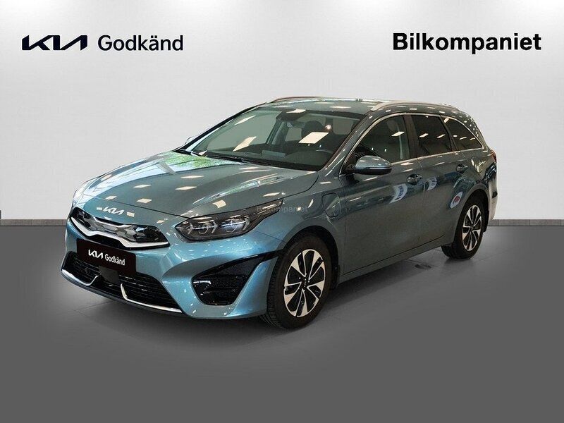Grå Begagnad 2023 Kia Ceed Sportswagon Advance Kombi | 279 800 kr (Lite dyr) - Bild 1/4