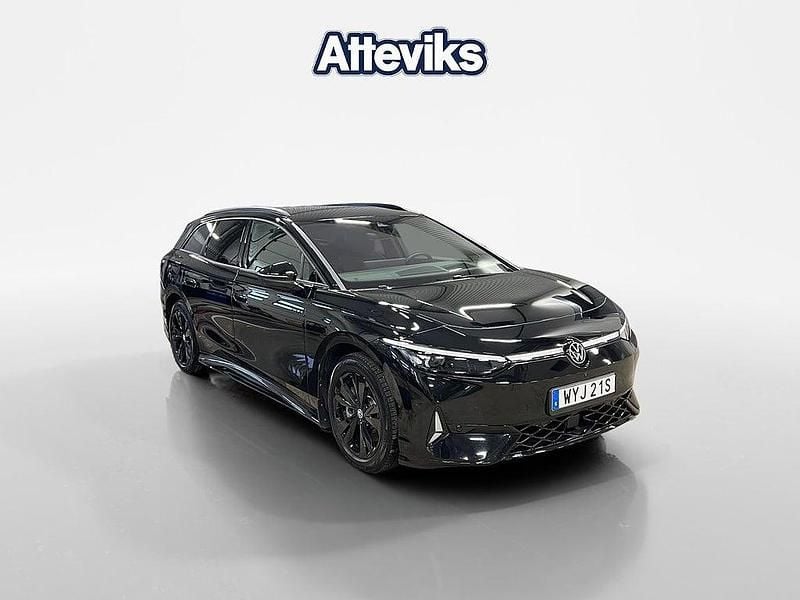 Svart Begagnad 2025 VW ID.7 GTX Kombi | 589 900 kr (Marknadspris) - Bild 1/4