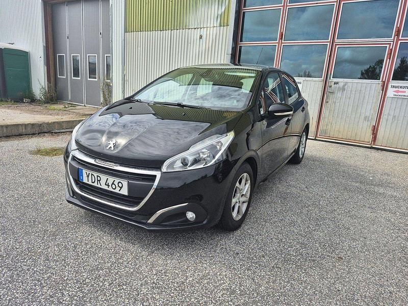 Svart Begagnad 2016 Peugeot 208 Halvkombi | 59 000 kr (Bra pris) - Bild 1/4