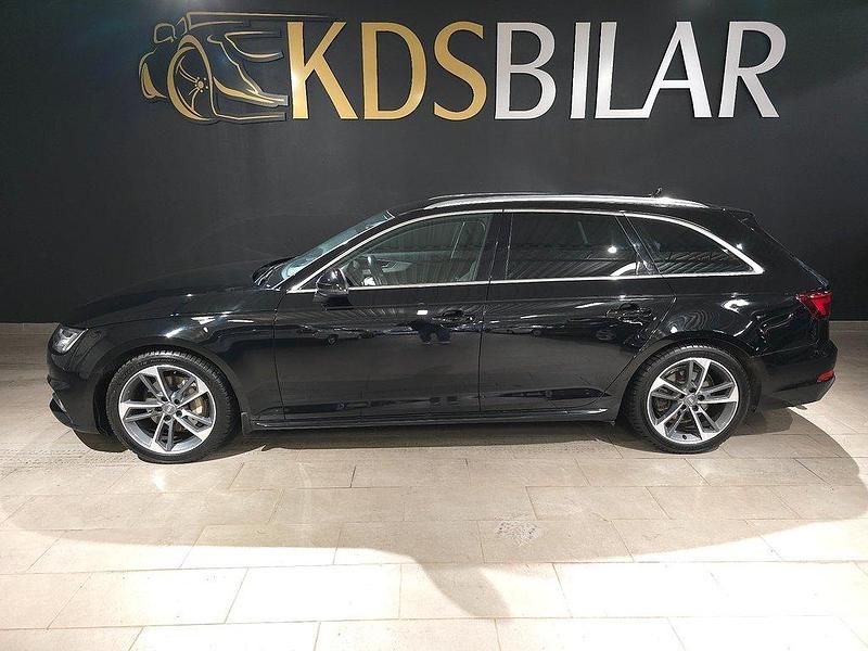 Svart Begagnad 2018 Audi A4 Sport Kombi | 199 800 kr (Marknadspris) - Bild 1/4
