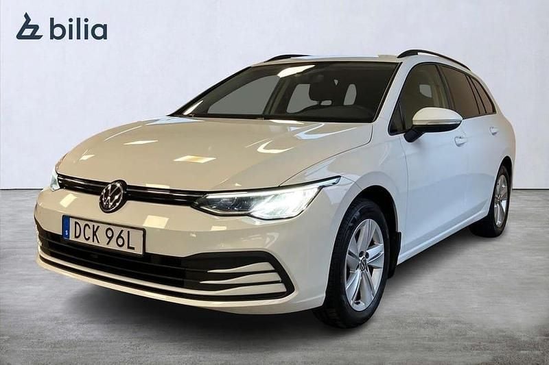 Vit Begagnad 2022 VW Golf VIII Kombi | 219 900 kr (Bra pris) - Bild 1/3