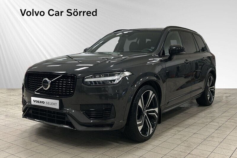 Grå Begagnad 2023 Volvo XC90 Ultimate SUV | 734 900 kr (Marknadspris) - Bild 1/4