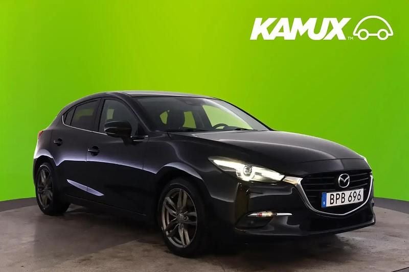 Svart Begagnad 2018 Mazda 3 Inclusive Halvkombi | 154 800 kr (Marknadspris) - Bild 1/4