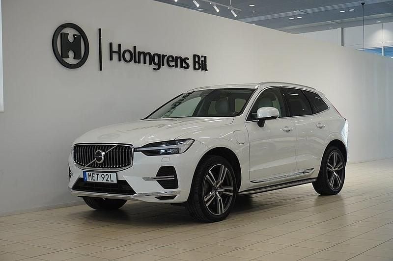 Vit Begagnad 2022 Volvo XC60 Business Edition SUV | 399 900 kr (Marknadspris) - Bild 1/4