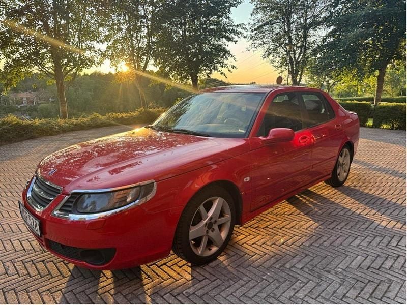 Röd Begagnad 2006 Saab 9-5 Linear Sedan | 14 000 kr (Bra pris) - Bild 1/4
