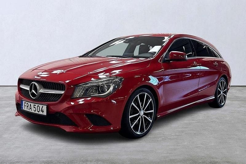 Röd Begagnad 2016 Mercedes CLA220 Shooting Brake Kombi | 179 900 kr (Marknadspris) - Bild 1/4