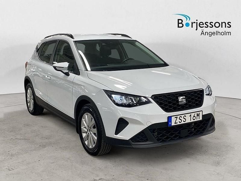 Vit Begagnad 2024 Seat Arona Style SUV | 189 000 kr (Marknadspris) - Bild 1/4