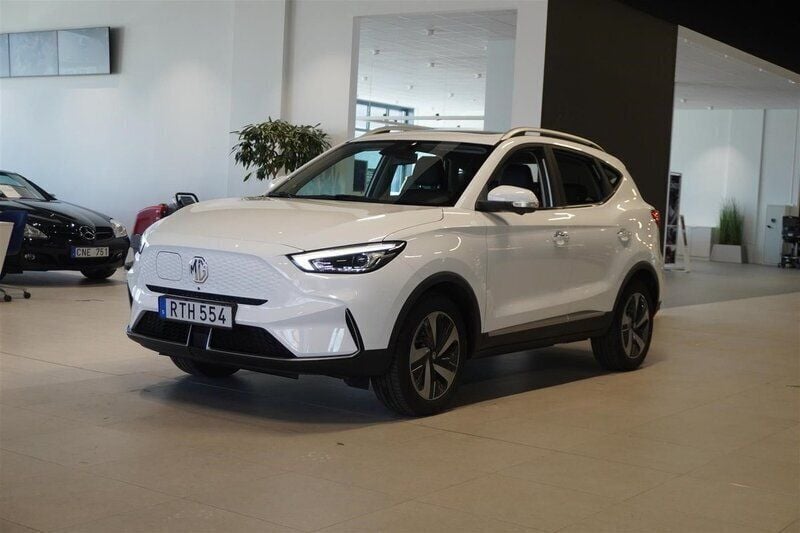 Okänd Begagnad 2021 MG ZS Luxury Sedan | 239 900 kr (Superpris) - Bild 1/4