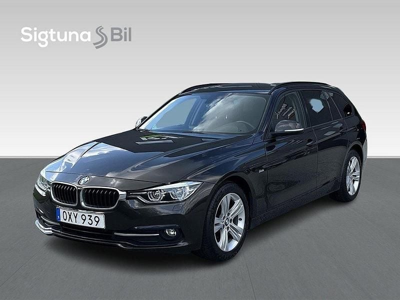 Brun Begagnad 2016 BMW 318 Sport Line Kombi | 179 900 kr (Marknadspris) - Bild 1/3