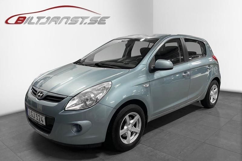 Blå Begagnad 2011 Hyundai i20 Select Halvkombi | 44 900 kr (Superpris) - Bild 1/4