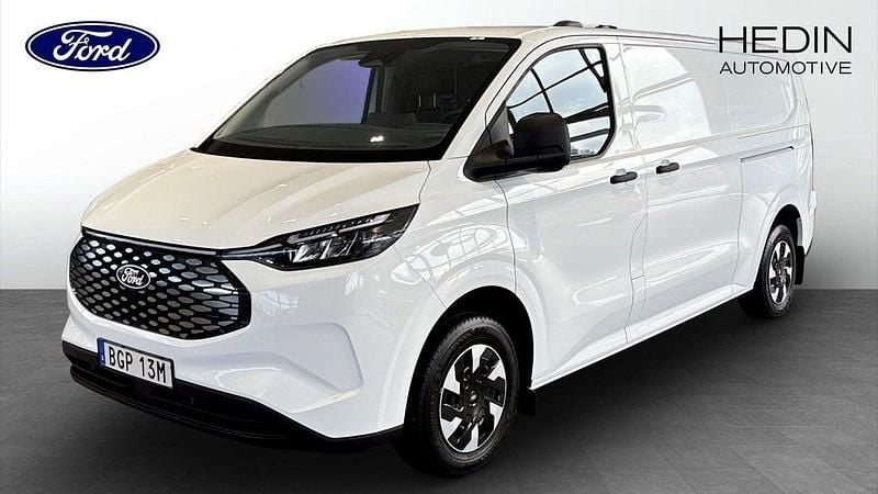Vit (white) Ny 2025 Ford Transit Trend Van | 794 950 kr - Bild 1/4