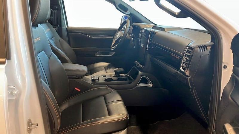 Ny Ford Ranger Wildtrack 280 HK (205 kW) 2025 Vit Pickup