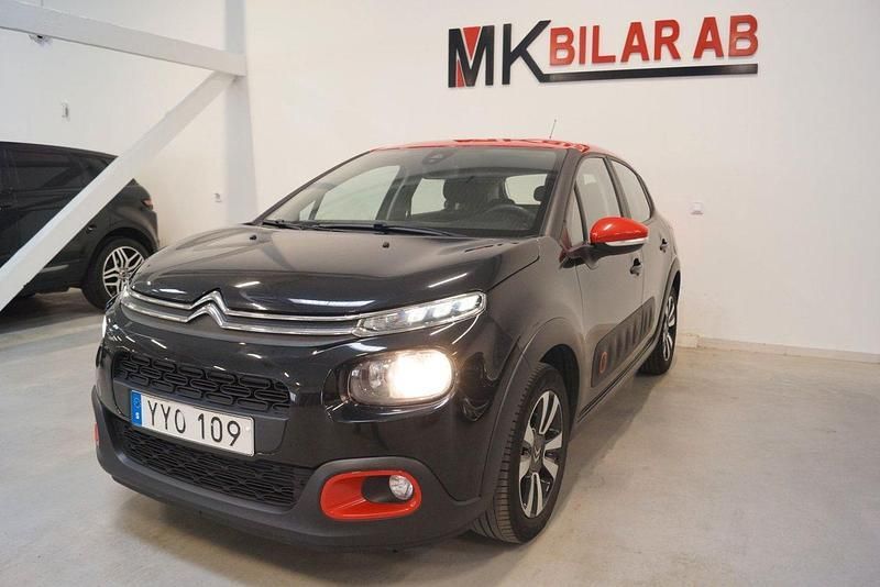 Svart Begagnad 2017 Citroën C3 Halvkombi | 69 900 kr (Marknadspris) - Bild 1/4
