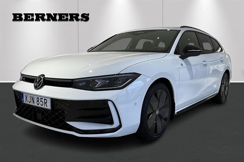 Ny VW Passat 193 HK (141 kW) 2026 Vit