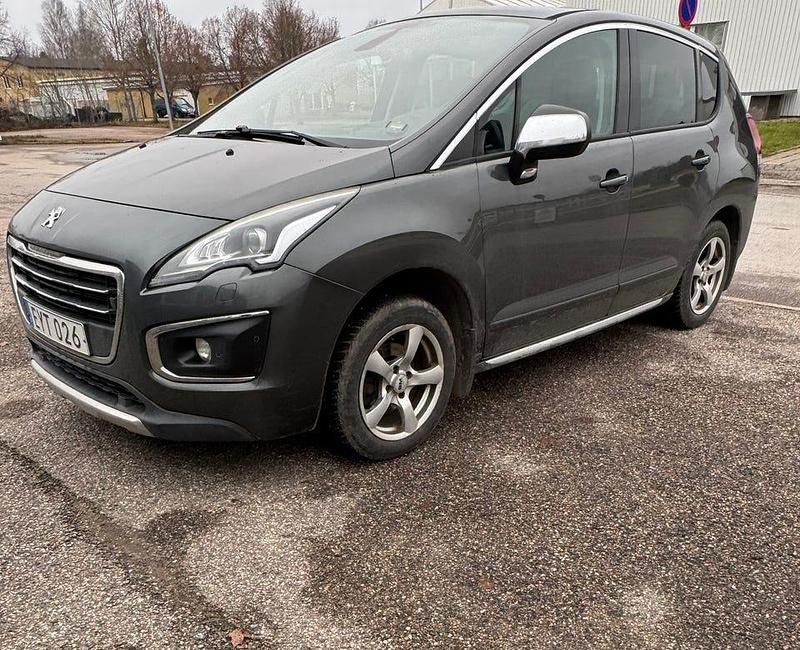 Grå metallic Begagnad 2016 Peugeot 3008 Kombi | 85 000 kr - Bild 1/4