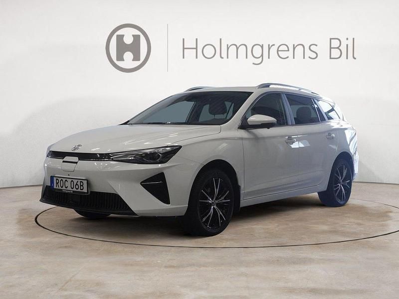 Vit Begagnad 2022 MG MG5 EV Luxury Kombi | 214 900 kr (Marknadspris) - Bild 1/4