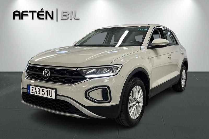 Grå Begagnad 2022 VW T-Roc SUV | 269 800 kr (Marknadspris) - Bild 1/3