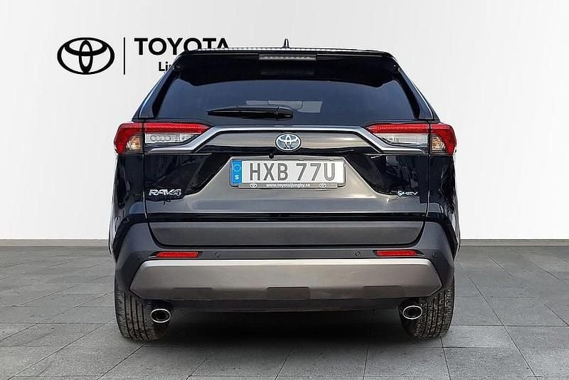 Begagnad Toyota RAV4 Hybrid Executive 224 HK (164 kW) 2025 Svart SUV