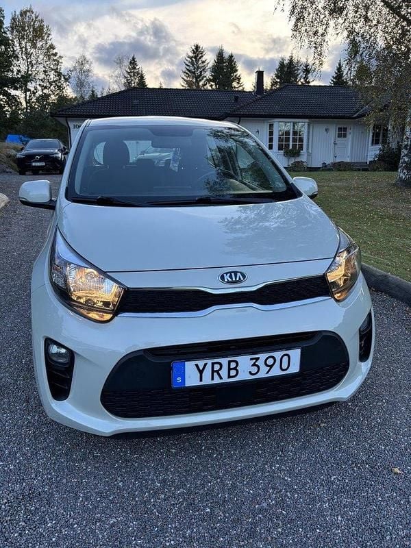 Gul Begagnad 2018 Kia Picanto Advance Halvkombi | 98 500 kr (Bra pris) - Bild 1/4