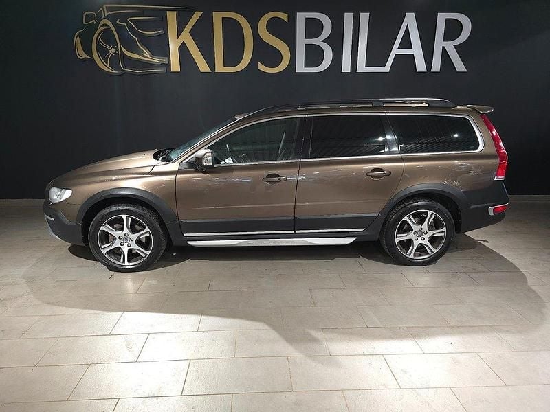 Brun Begagnad 2014 Volvo XC70 Momentum SUV | 189 500 kr (Marknadspris) - Bild 1/4