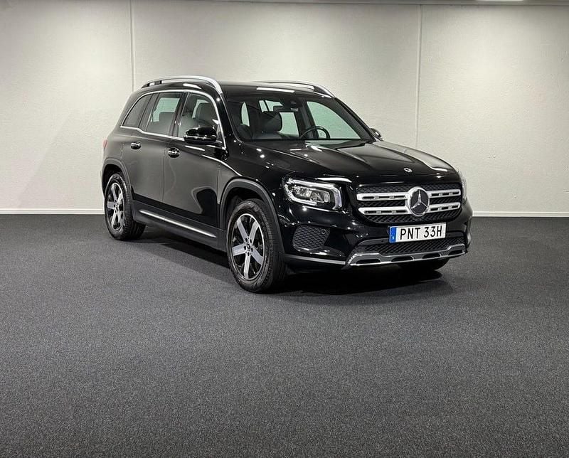 Svart Begagnad 2022 Mercedes GLB200 SUV | 299 000 kr (Bra pris) - Bild 1/4