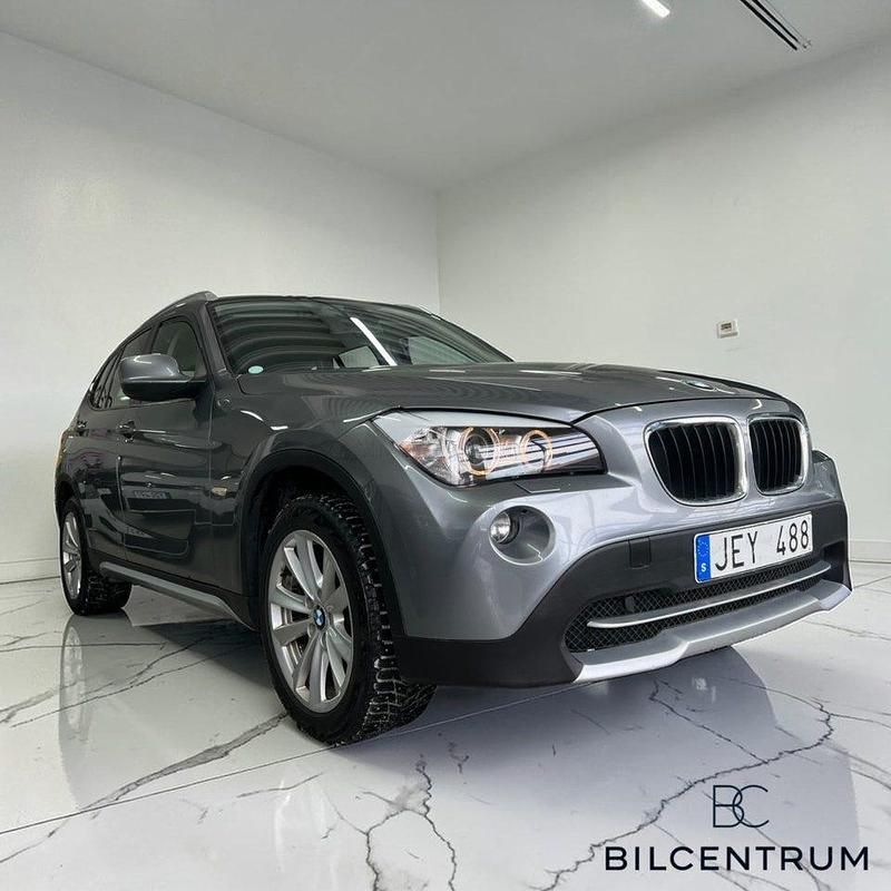 Begagnad BMW X1 177 HK (130 kW) 2011 Grå SUV