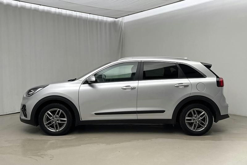 Begagnad Kia Niro Advance 141 HK (103 kW) 2020 Grå SUV