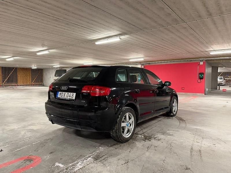 Begagnad Audi A3 105 HK (77 kW) 2012 Halvkombi