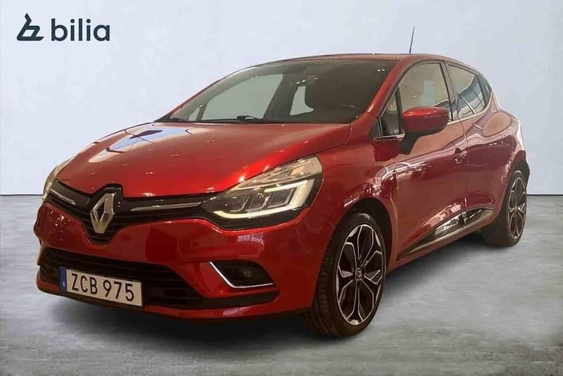 Begagnad Renault Clio IV 2018 Röd Halvkombi