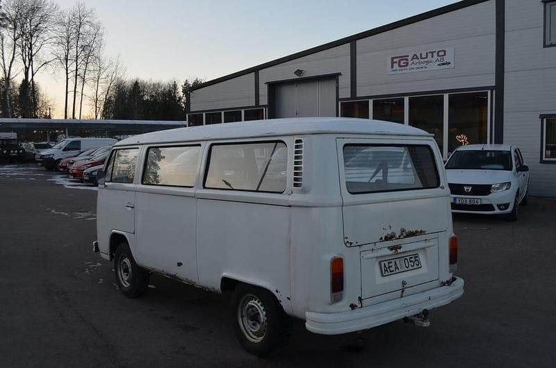 Begagnad VW T2 50 HK (36 kW) 1975 Van