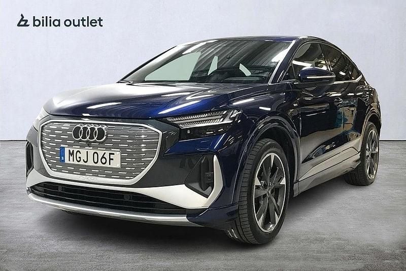 Begagnad Audi Q4 Sportback e-tron 250 kW (340 HK) 2024 Blå SUV