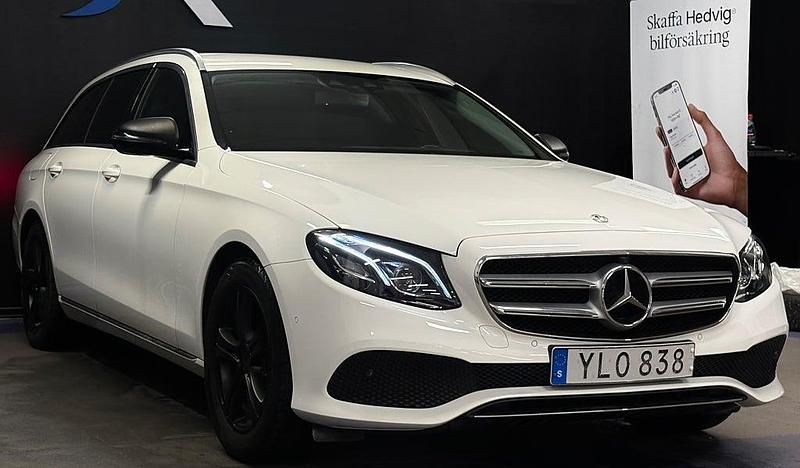 Begagnad Mercedes E220 Avantgarde 194 HK (142 kW) 2017 Vit Kombi