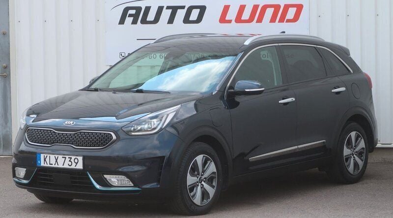 Blå (blåmetallic) Begagnad 2018 Kia Niro Advance SUV | 159 900 kr (Marknadspris) - Bild 1/4